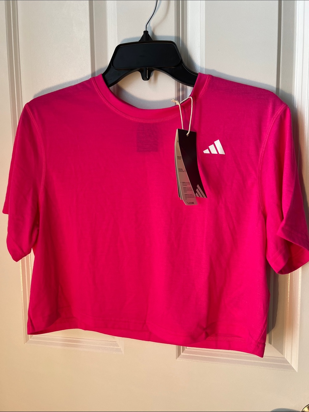 Adidas Shock Pink Women’s Midriff Tee Shirt. $30 MSRP New With Tags